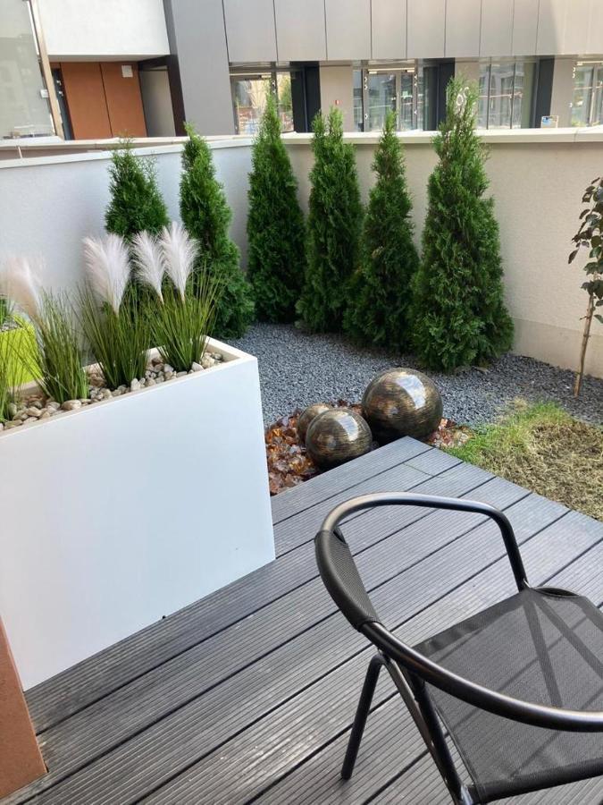 Apartamento Wislane Tarasy 2.0, Free Parking, Private Garden Cracovia Exterior foto